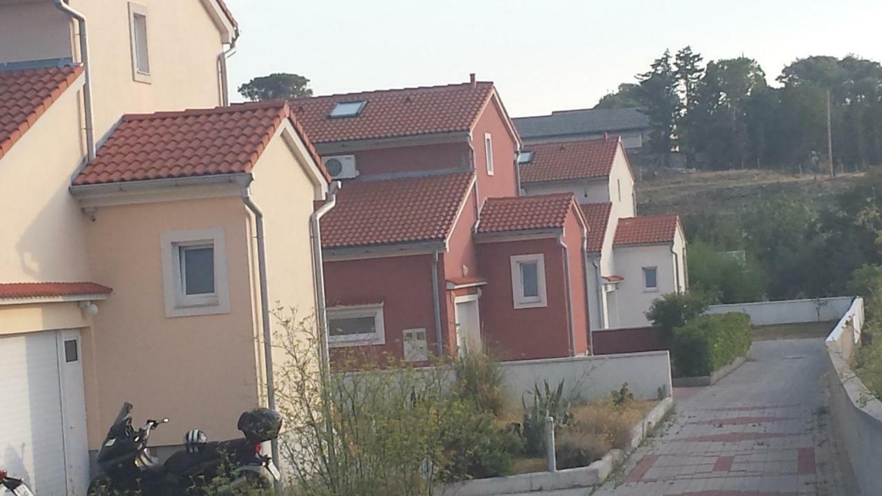 Nina Villa Rab Town Ngoại thất bức ảnh